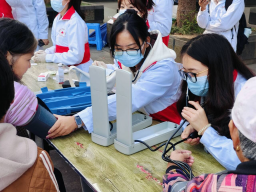 “医”心防“核”护健康 ——双轨服务进社区(图1) “医”心防“核”护健康 ——双轨服务进社区(图1)