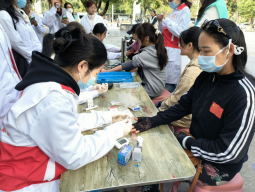 “医”心防“核”护健康 ——双轨服务进社区(图3) “医”心防“核”护健康 ——双轨服务进社区(图3)